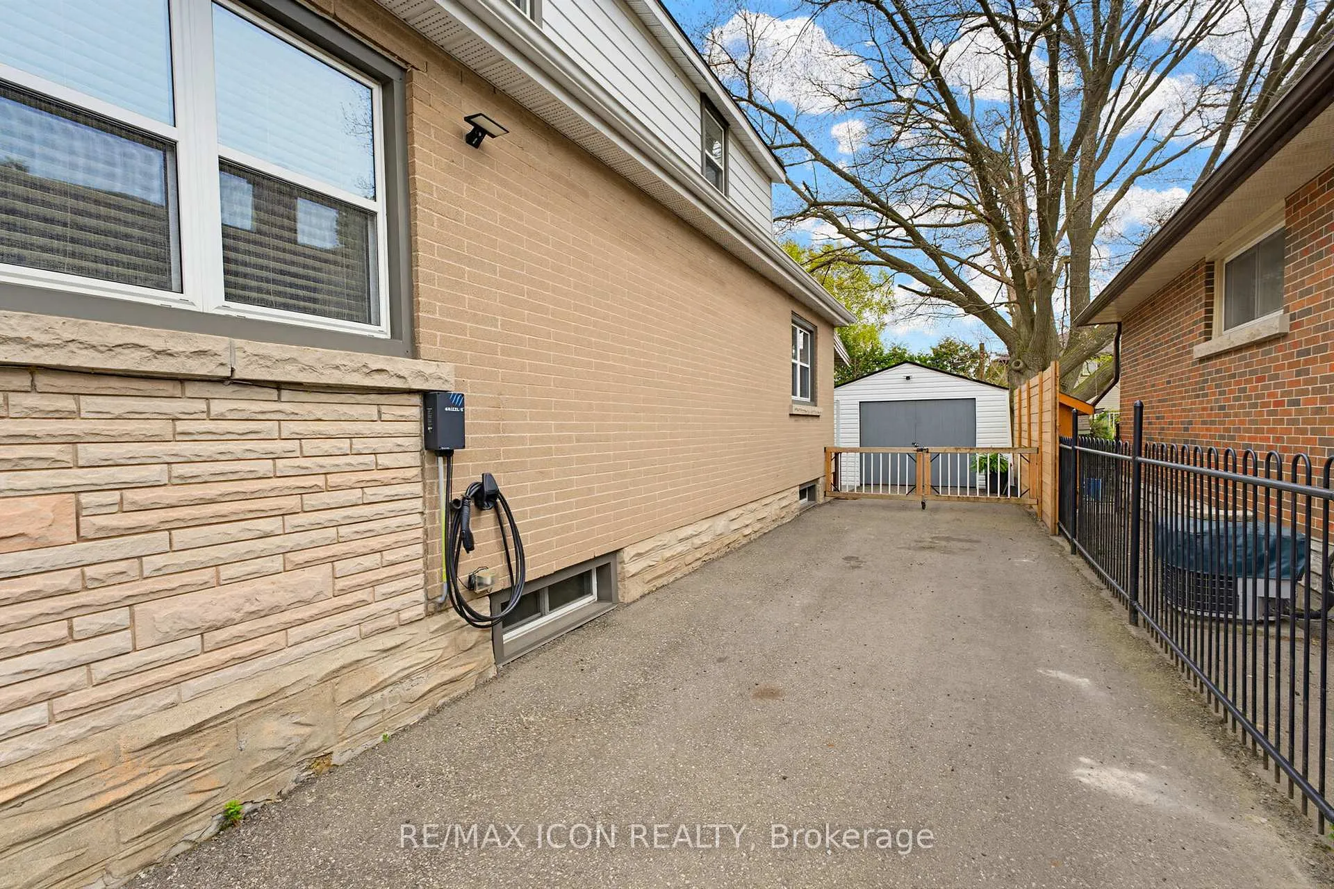 Photo 24 of 60 Avenue Road, Cambridge — HOMEH