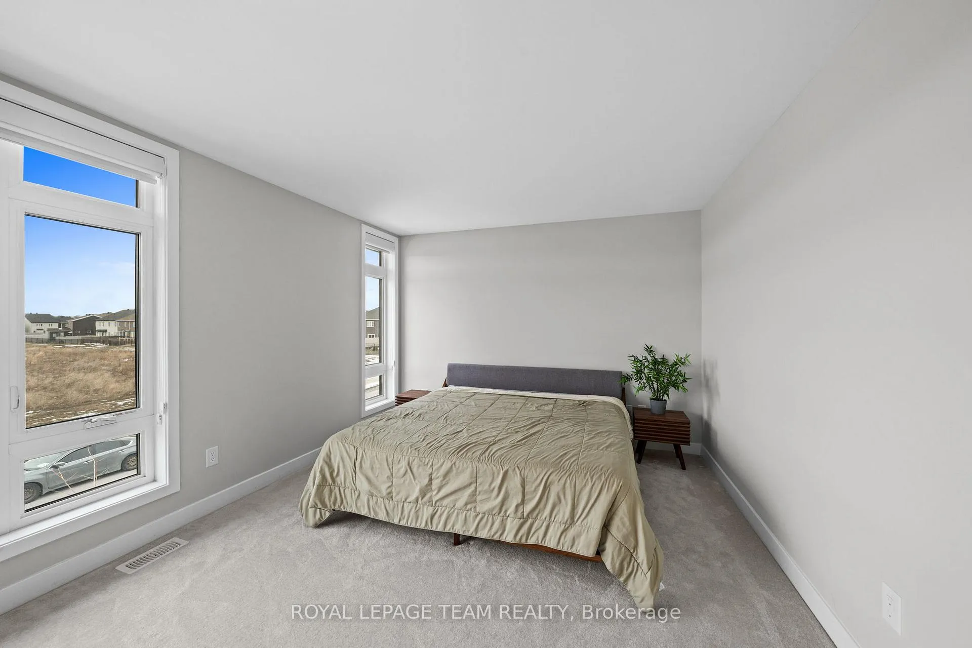 Photo 24 of 539 Honeylocust Avenue, Ottawa, Kanata - Emerald Meadows/Trailwest — HOMEH