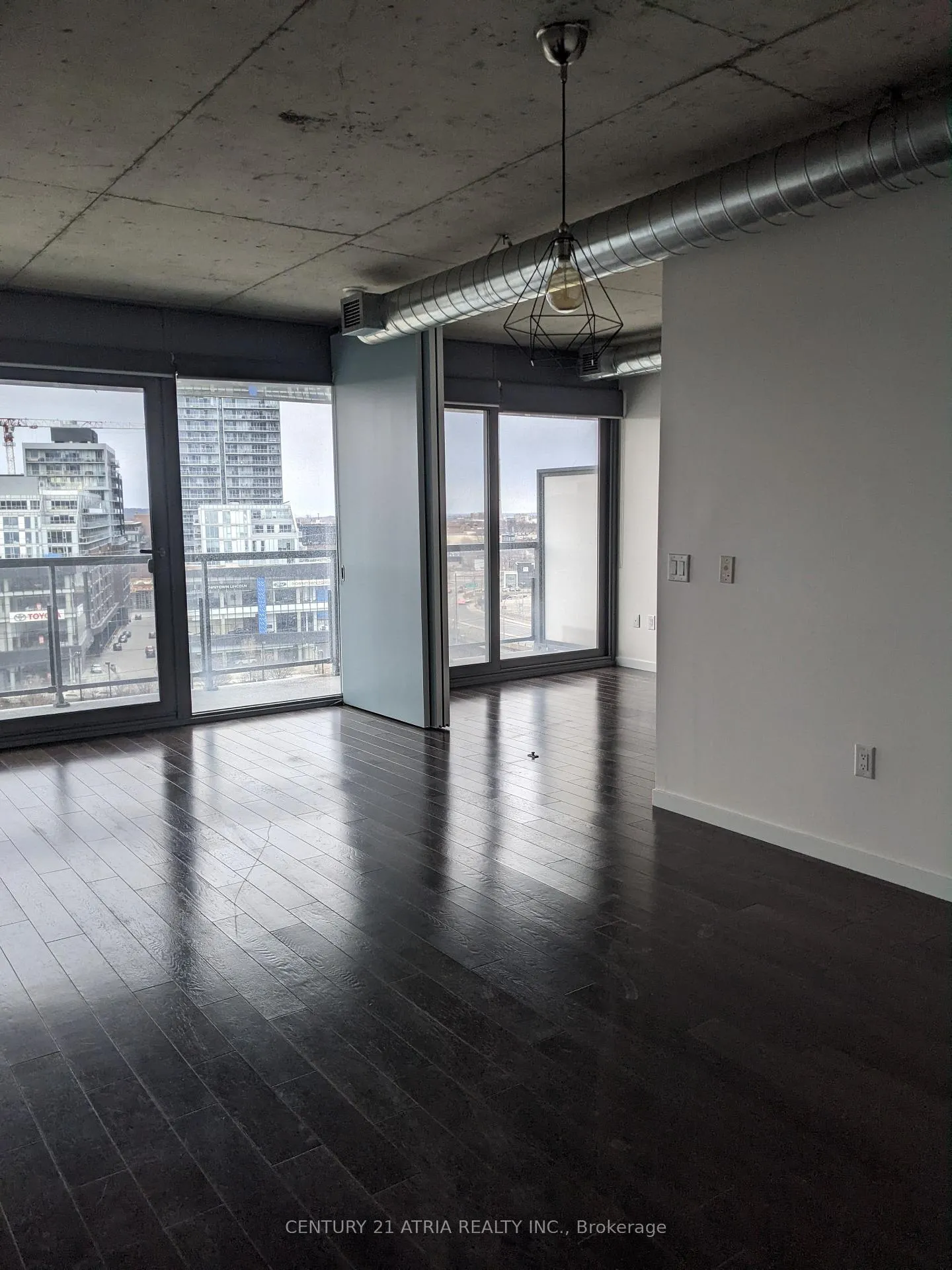 Photo 8 of Unit 1022, 32 Trolley Crescent, Toronto, Waterfront Communities — HOMEH