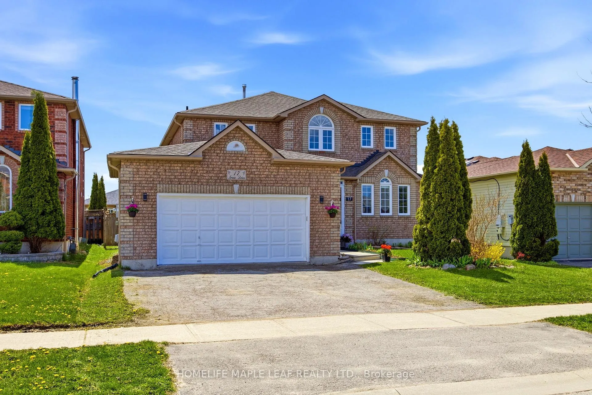 Photo 2 of 17 Irene Drive, Barrie, Painswick South — HOMEH