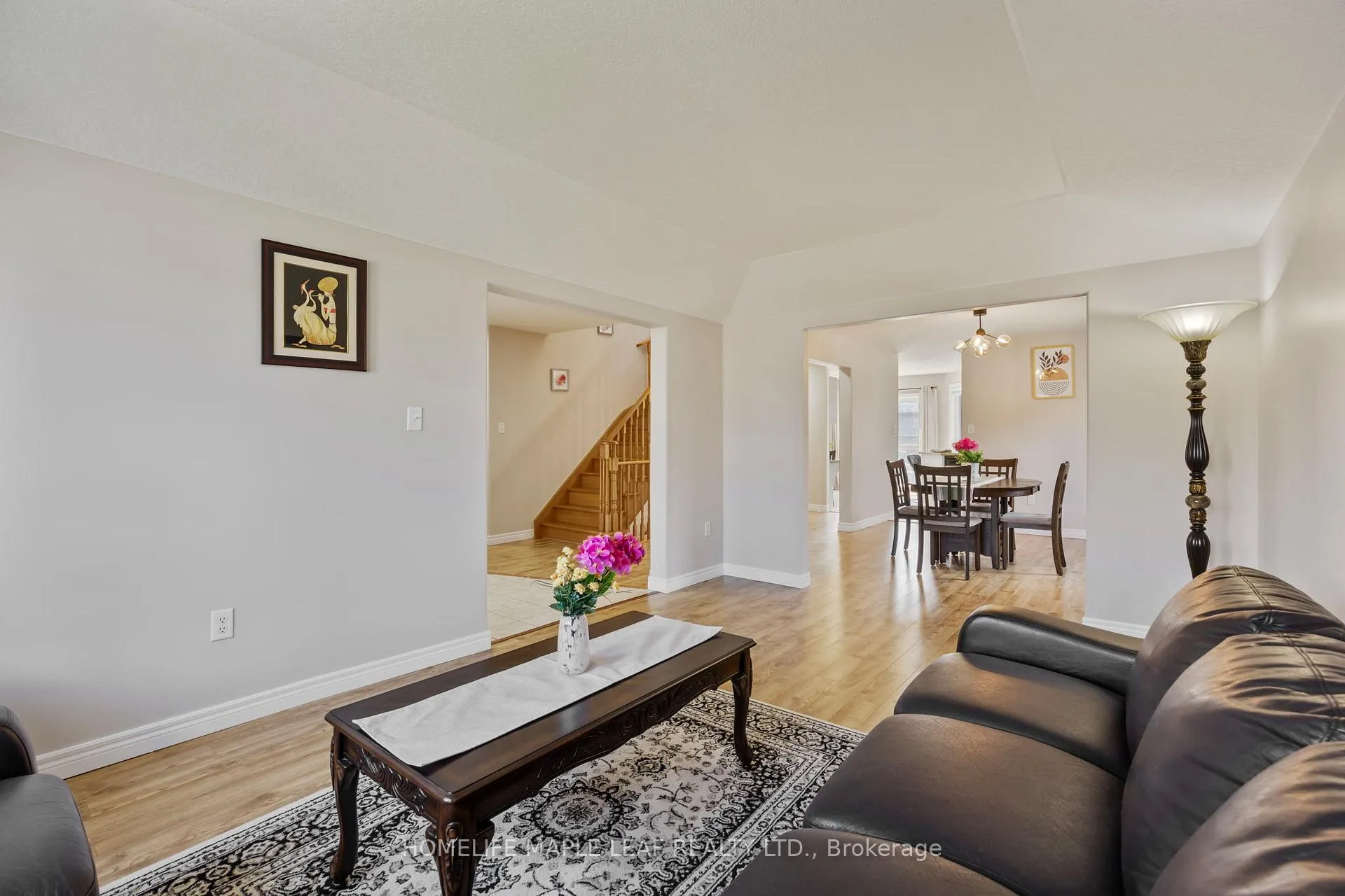 Photo 9 of 17 Irene Drive, Barrie, Painswick South — HOMEH