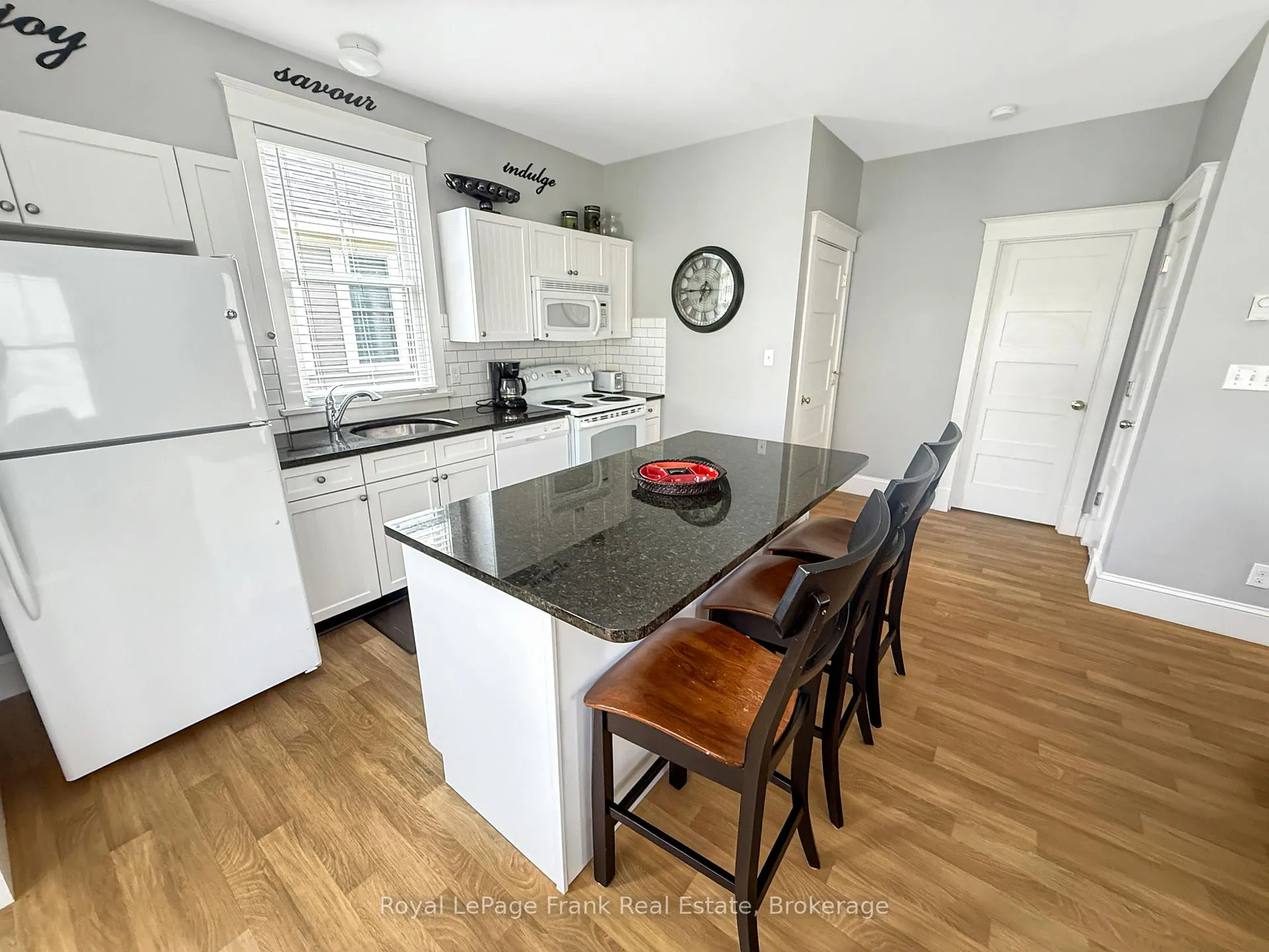 Photo 9 of Unit 13, 26 Meadow View Lane, Prince Edward County, Athol Ward — HOMEH