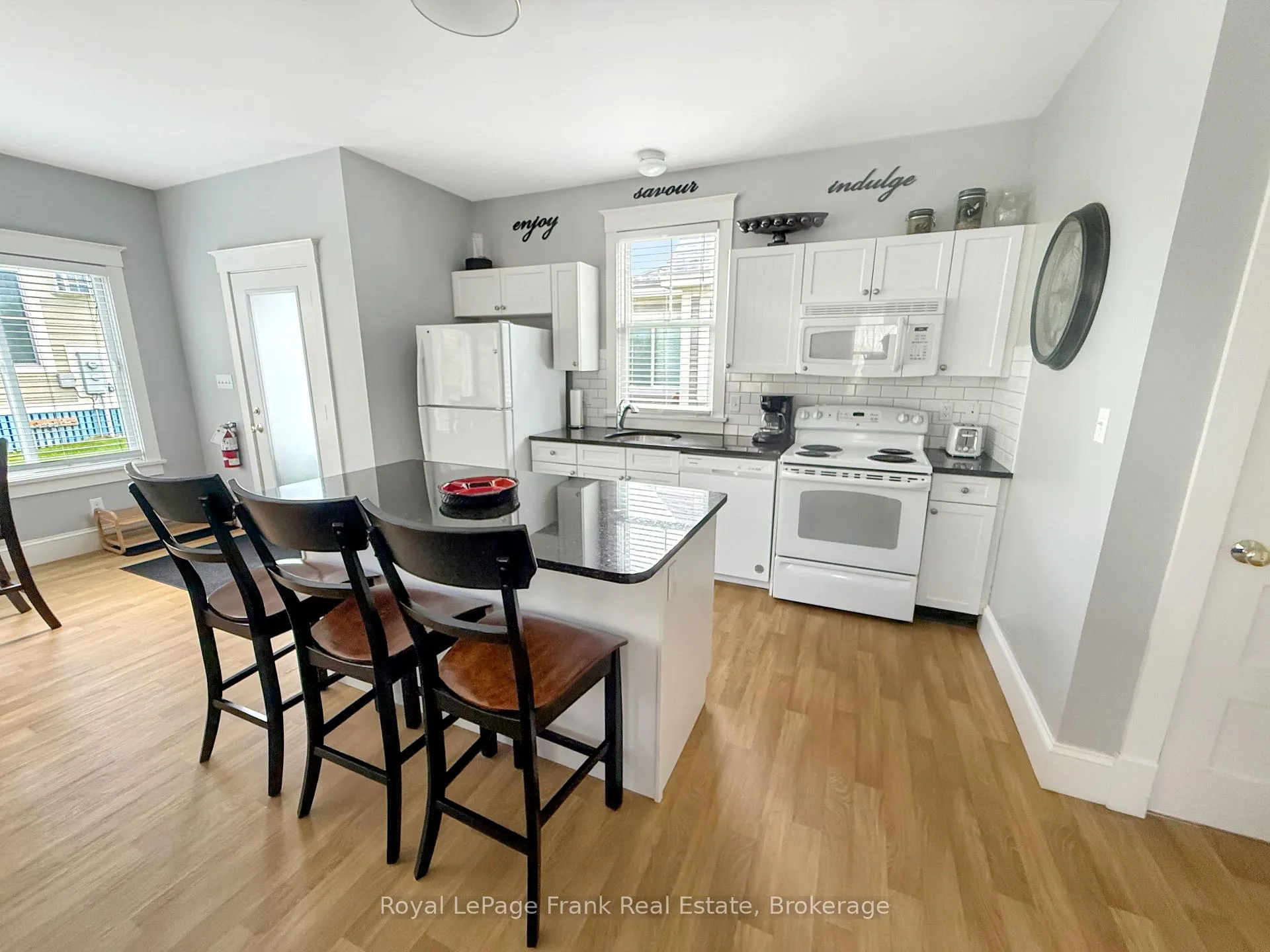 Photo 10 of Unit 13, 26 Meadow View Lane, Prince Edward County, Athol Ward — HOMEH