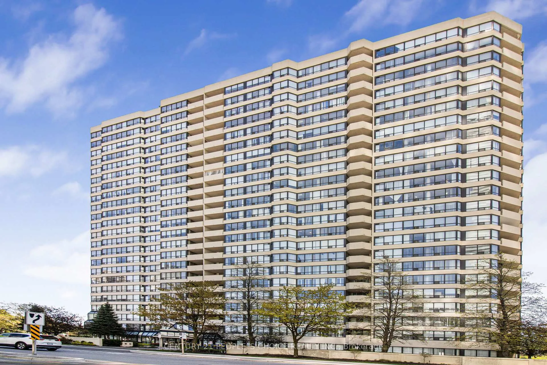 Photo 1 of Unit 606, 400 Webb Drive, Mississauga, City Centre — HOMEH