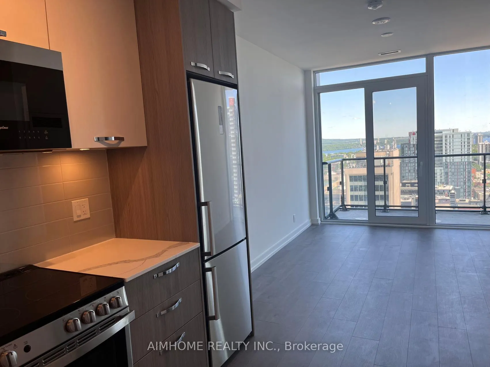 Photo 13 of Unit 2005, 75 James Street S, Hamilton, Corktown — HOMEH