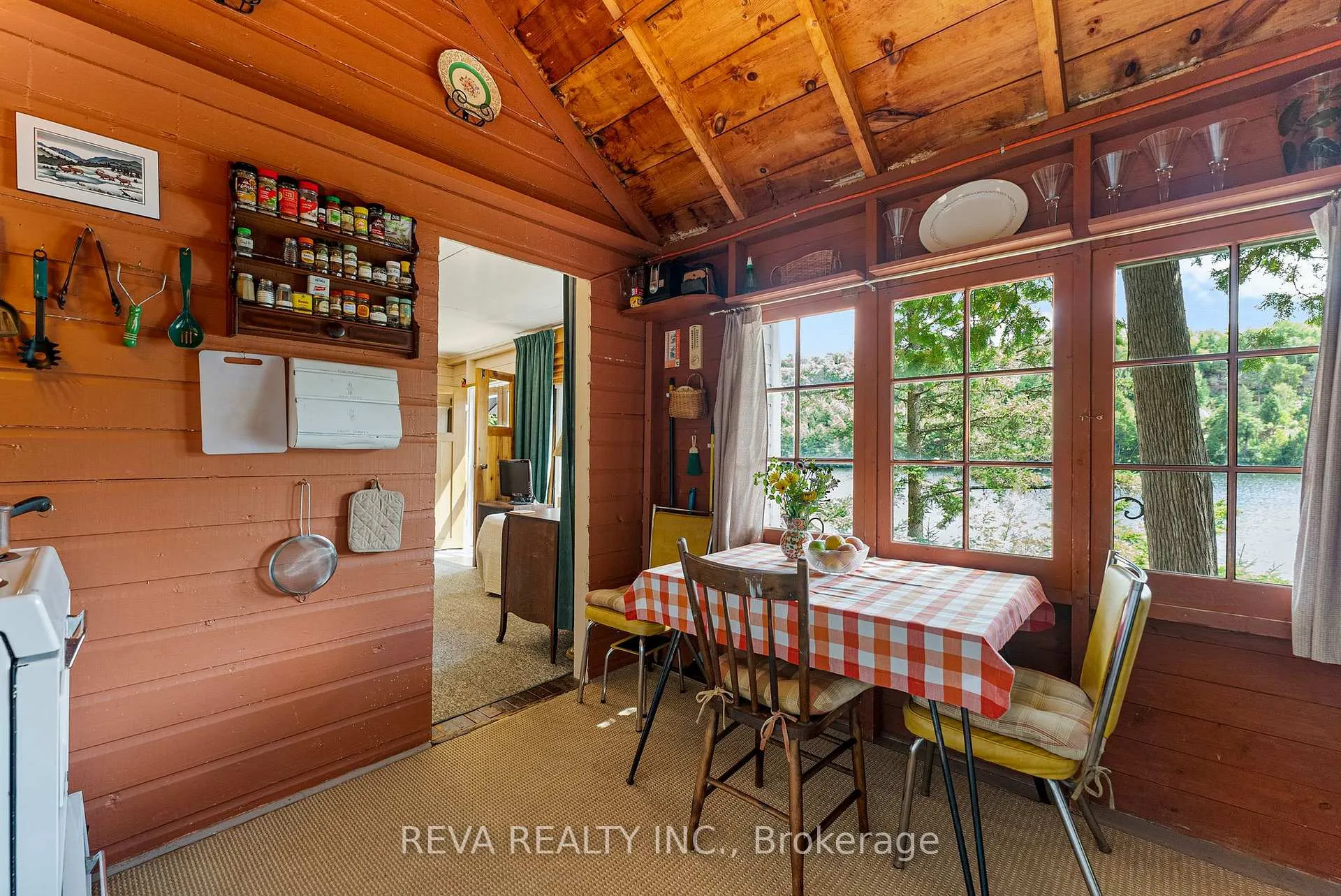 Photo 10 of 156 Ponacka Road, Hastings Highlands, Herschel Ward — HOMEH