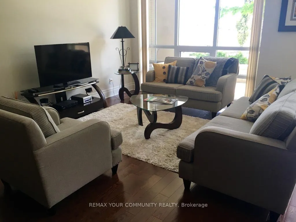 Photo 2 of Unit 110, 21 Upper Duke Crescent, Markham, Unionville — HOMEH