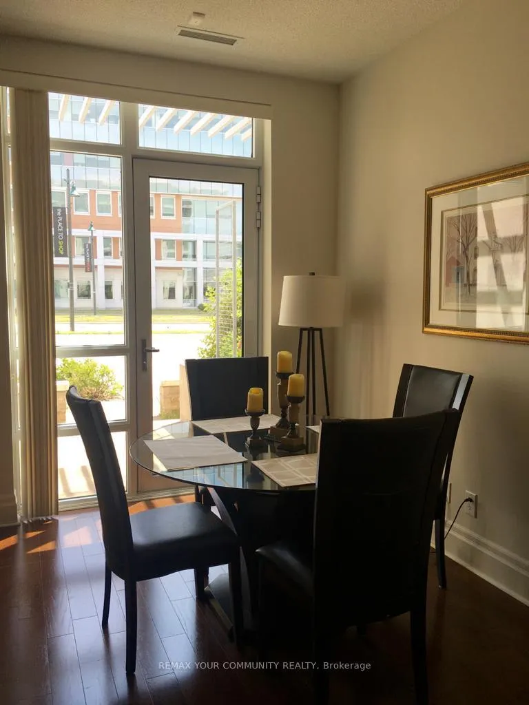 Photo 3 of Unit 110, 21 Upper Duke Crescent, Markham, Unionville — HOMEH