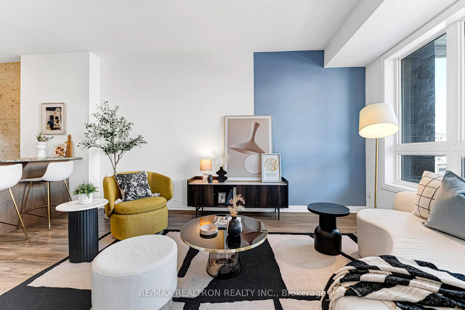 Photo 1 of Unit 304, 58 Adam Seller Street, Markham, Cornell — HOMEH