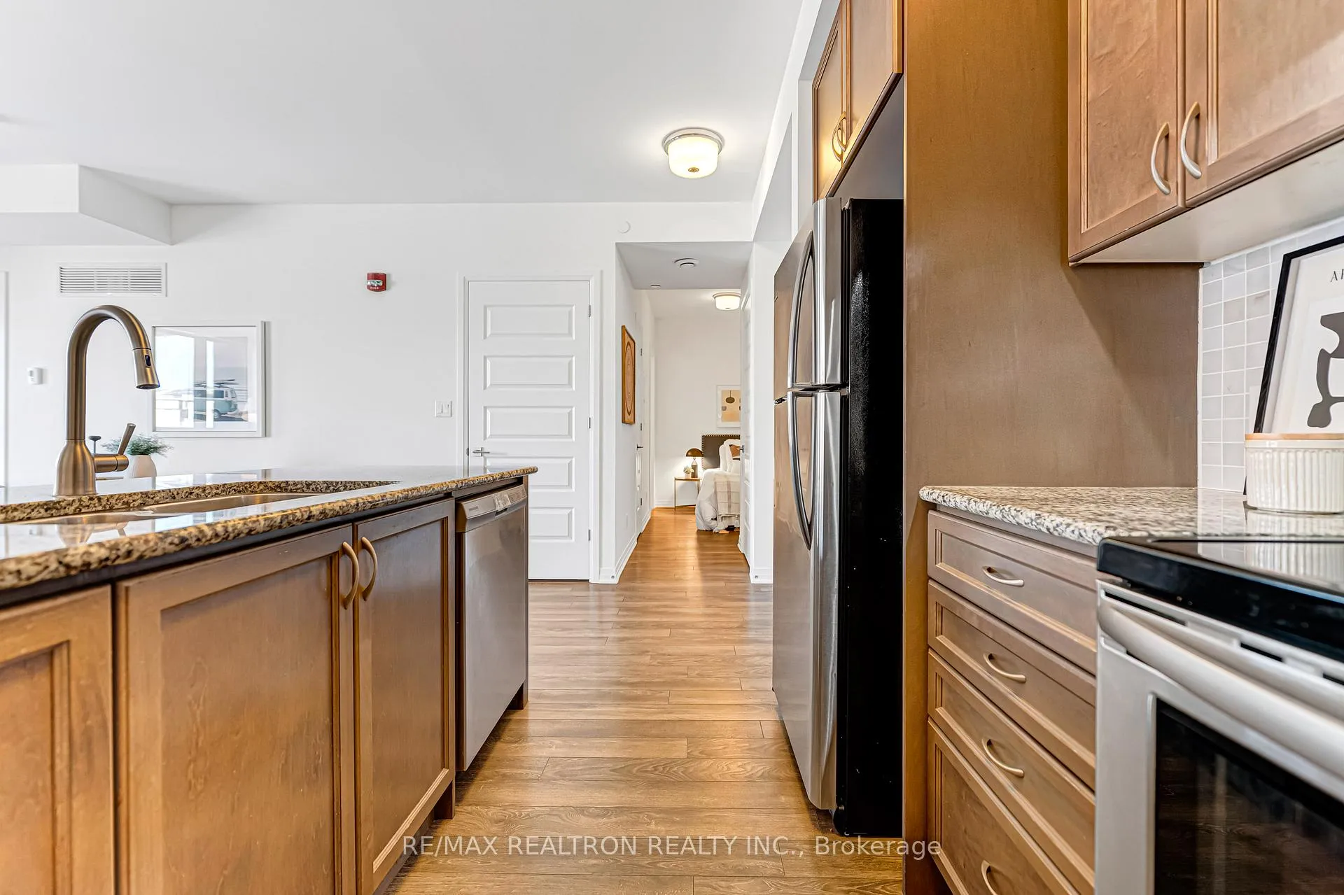 Photo 11 of Unit 304, 58 Adam Seller Street, Markham, Cornell — HOMEH