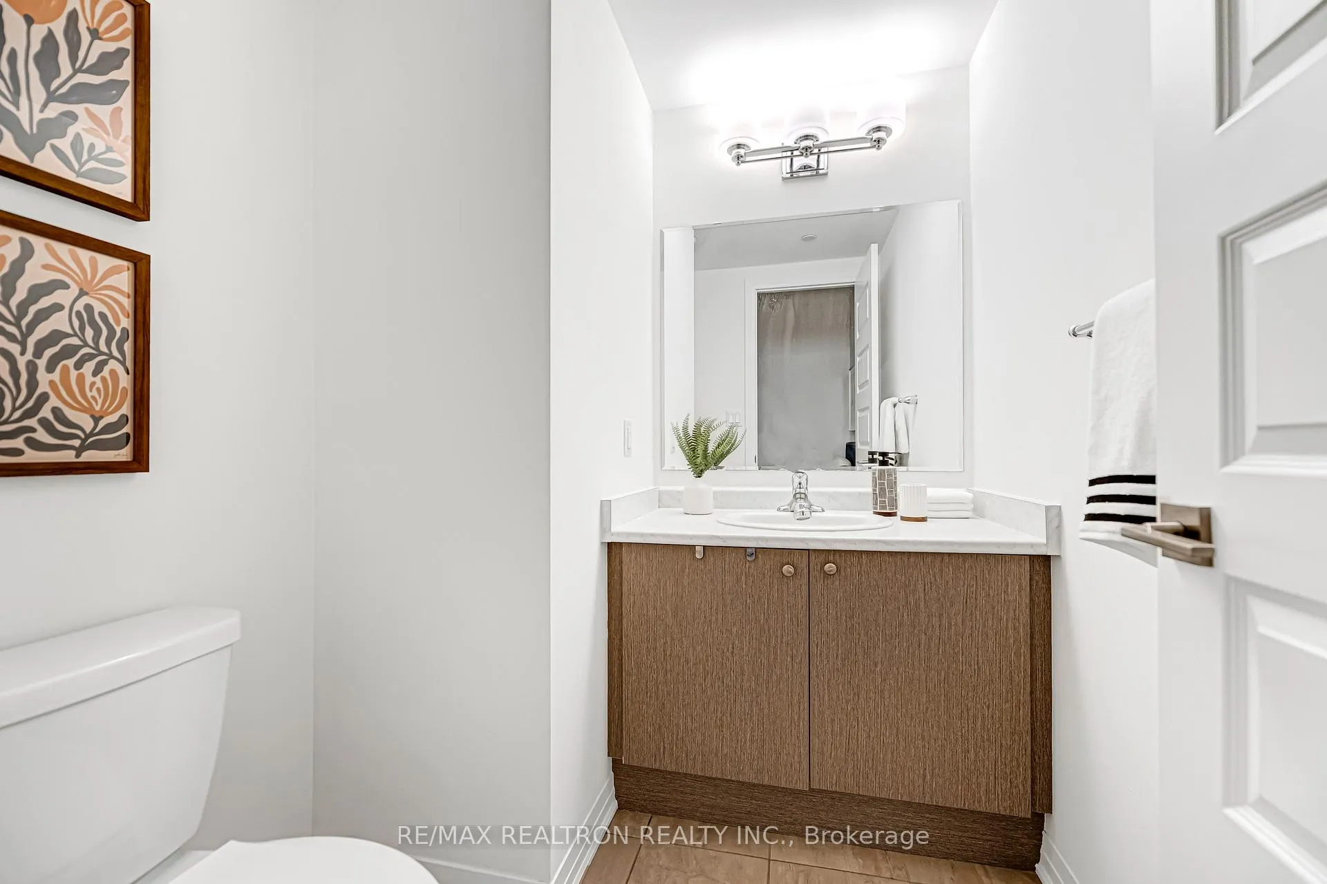 Photo 30 of Unit 304, 58 Adam Seller Street, Markham, Cornell — HOMEH