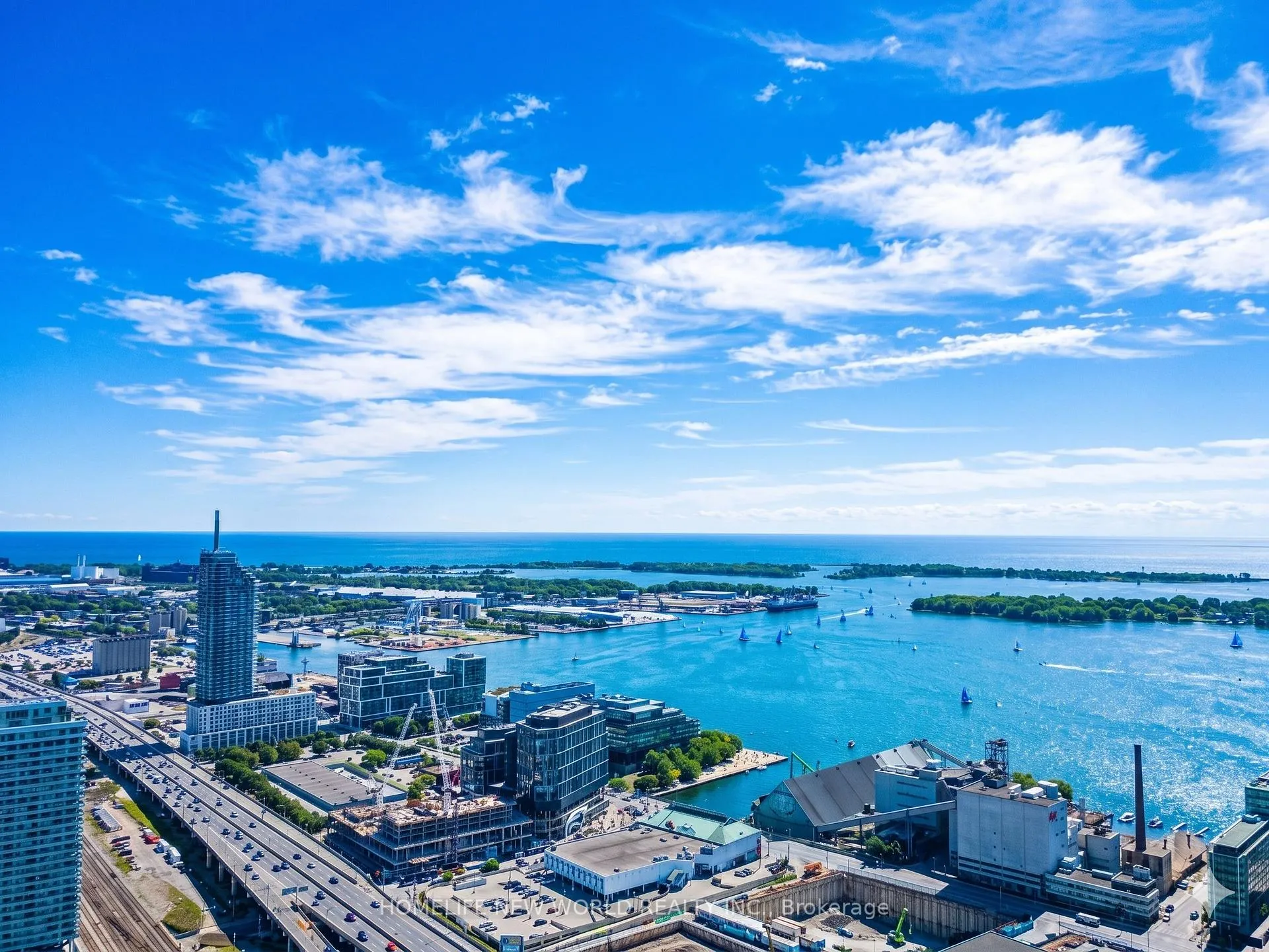 Photo 2 of Unit 5606, 8 The Esplanade Avenue, Toronto, Waterfront Communities — HOMEH