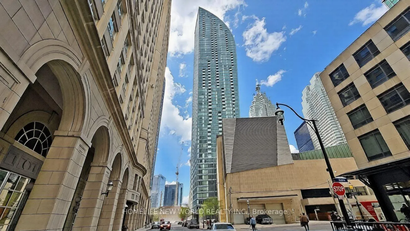 Photo 14 of Unit 5606, 8 The Esplanade Avenue, Toronto, Waterfront Communities — HOMEH