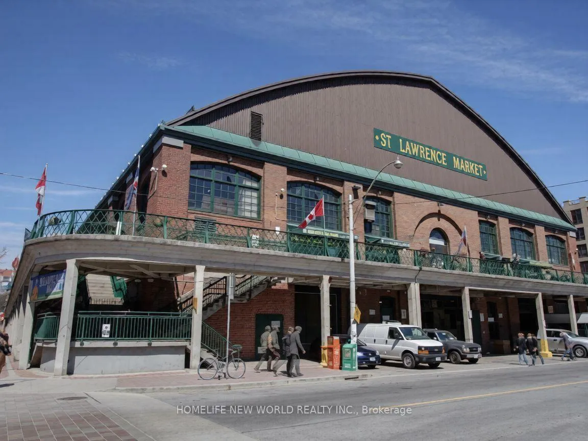 Photo 15 of Unit 5606, 8 The Esplanade Avenue, Toronto, Waterfront Communities — HOMEH