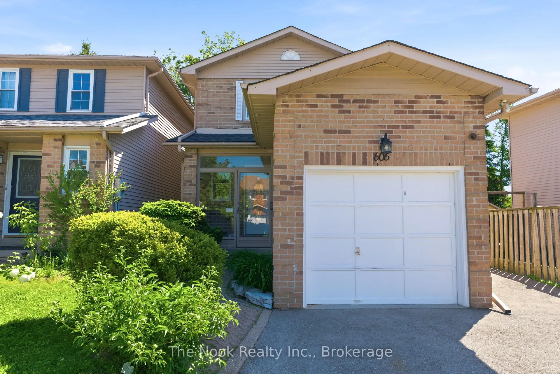 Photo 23 of 606 Cobblehill Drive, Oshawa, Pinecrest — HOMEH