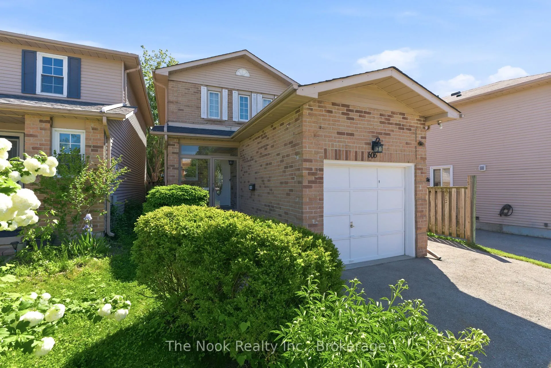 Photo 24 of 606 Cobblehill Drive, Oshawa, Pinecrest — HOMEH