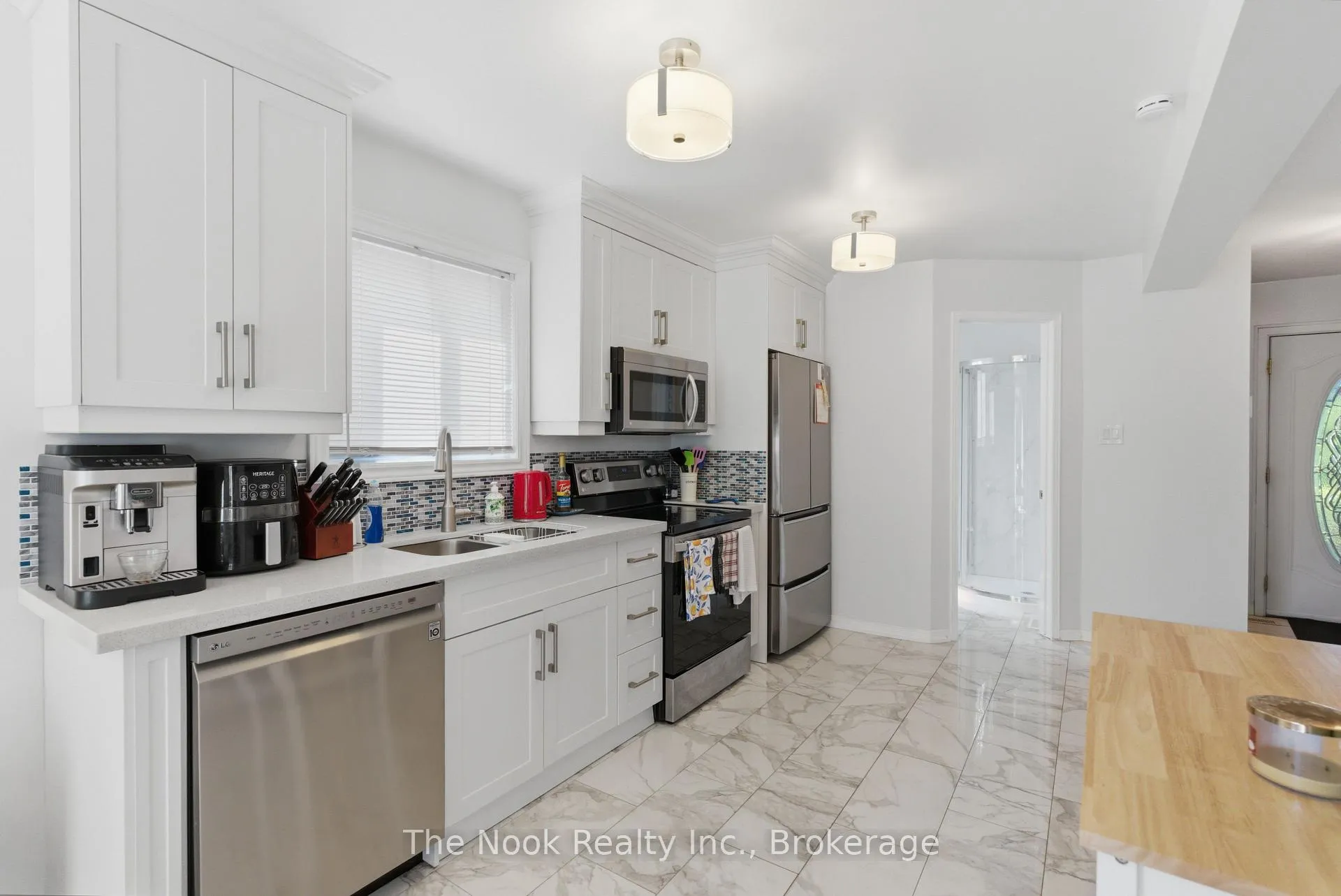 Photo 29 of 606 Cobblehill Drive, Oshawa, Pinecrest — HOMEH