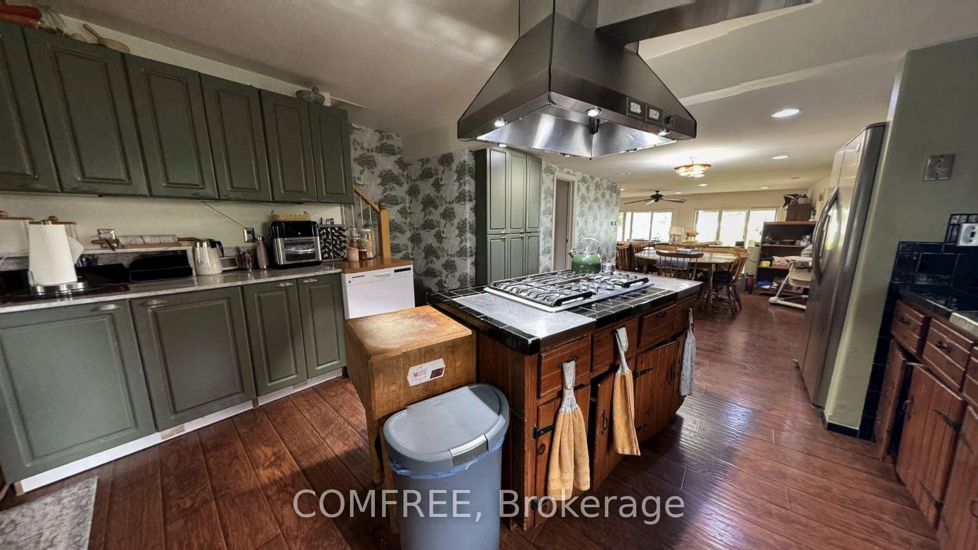 Photo 11 of 2122 Old Front Road, LaSalle — HOMEH