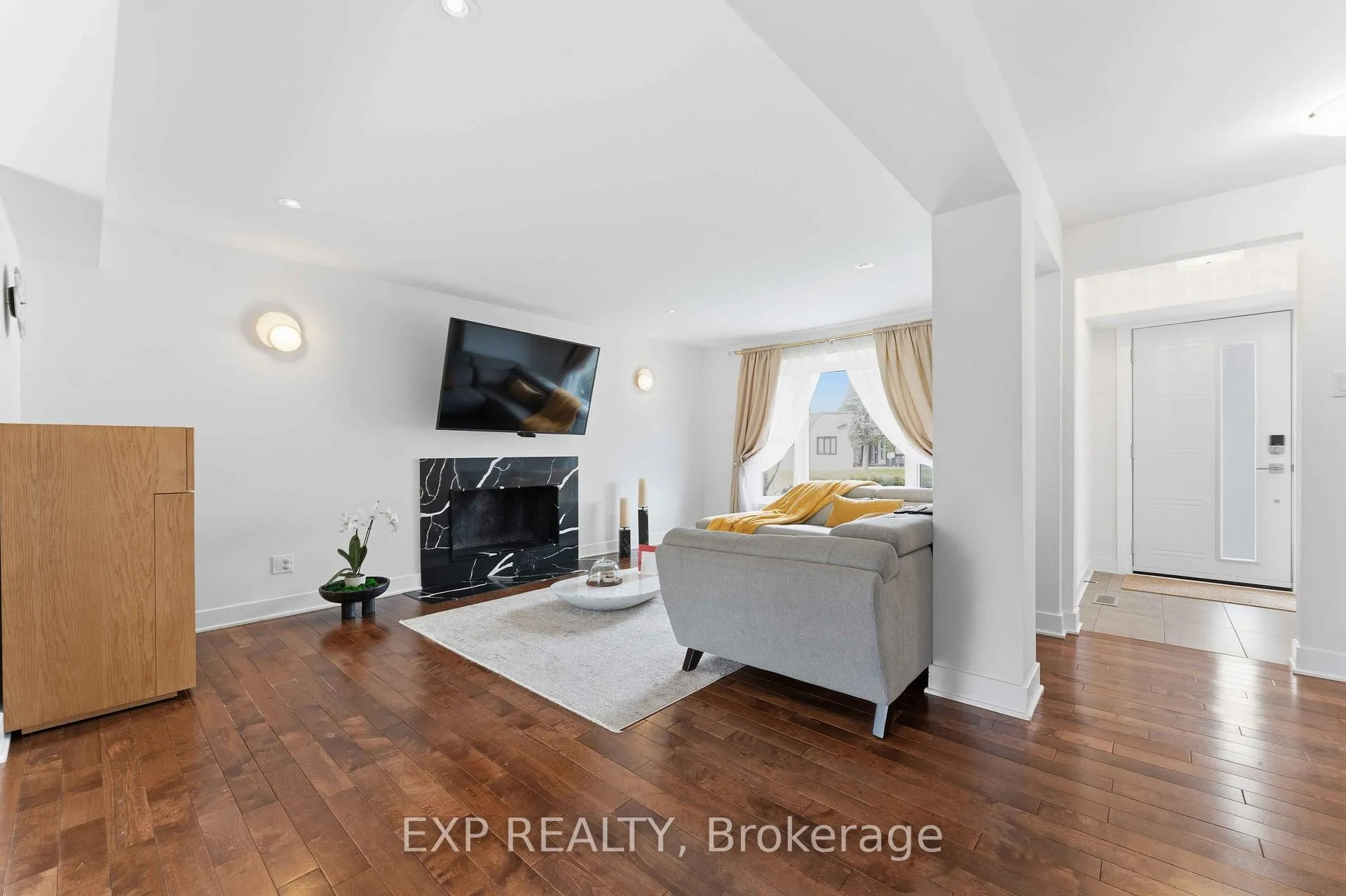 Photo 6 of 46 Parkglen Drive, Ottawa, Meadowlands/St. Claire Gardens — HOMEH