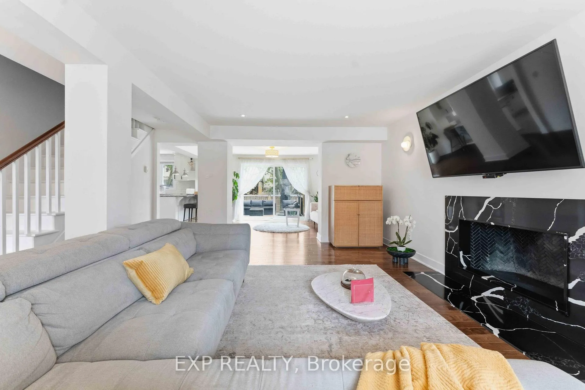 Photo 14 of 46 Parkglen Drive, Ottawa, Meadowlands/St. Claire Gardens — HOMEH