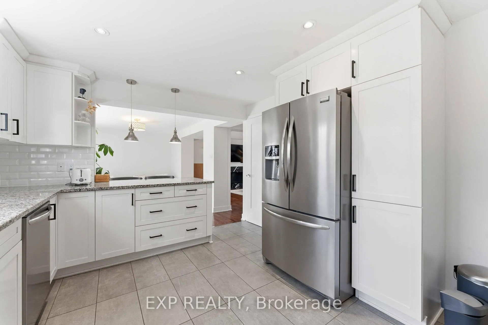 Photo 18 of 46 Parkglen Drive, Ottawa, Meadowlands/St. Claire Gardens — HOMEH