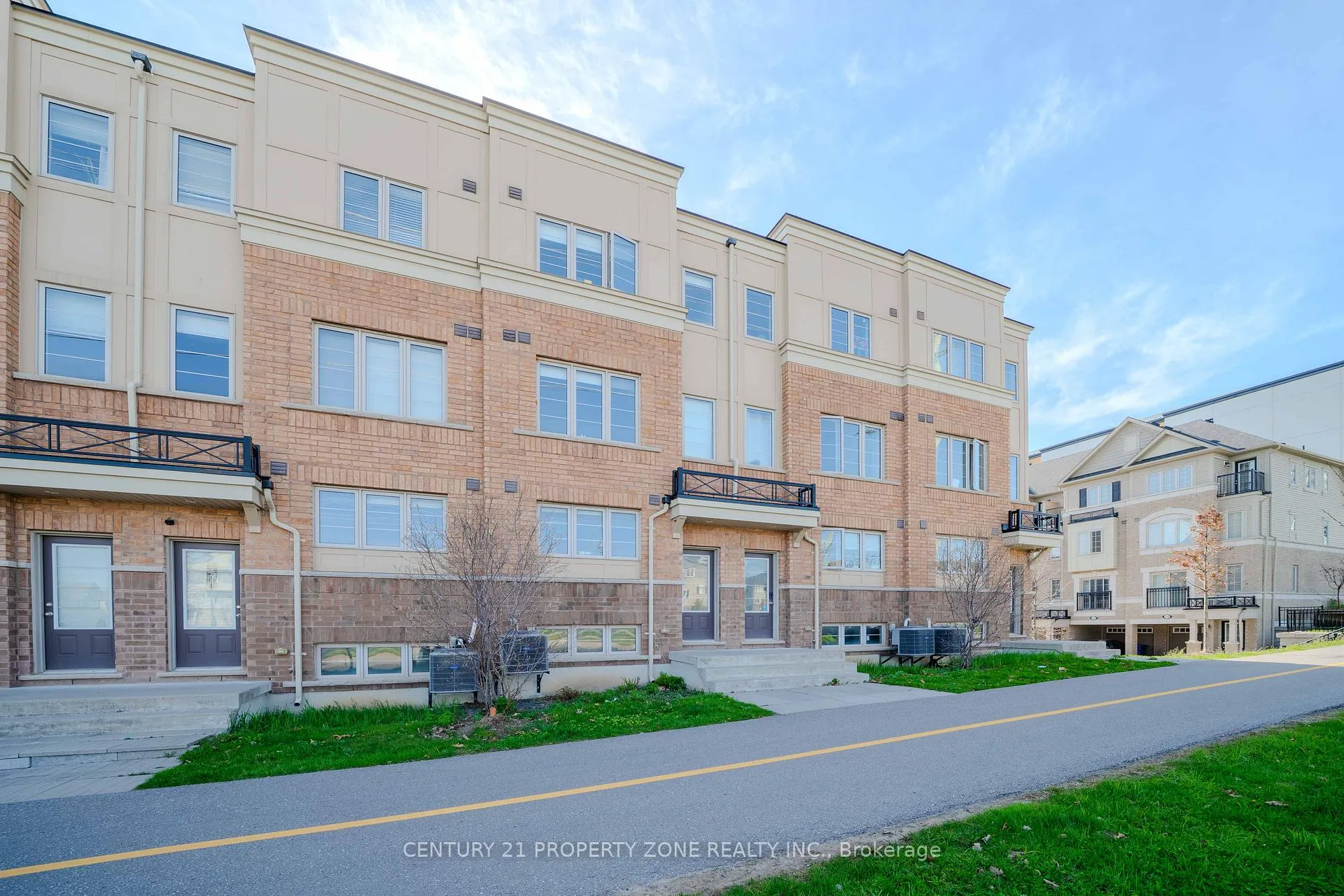 Photo 1 of 2514 Rosedrop Path, Oshawa, Windfields — HOMEH