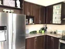 Photo 7 of 7811 Juneberry Drive, Niagara Falls, Brown — HOMEH