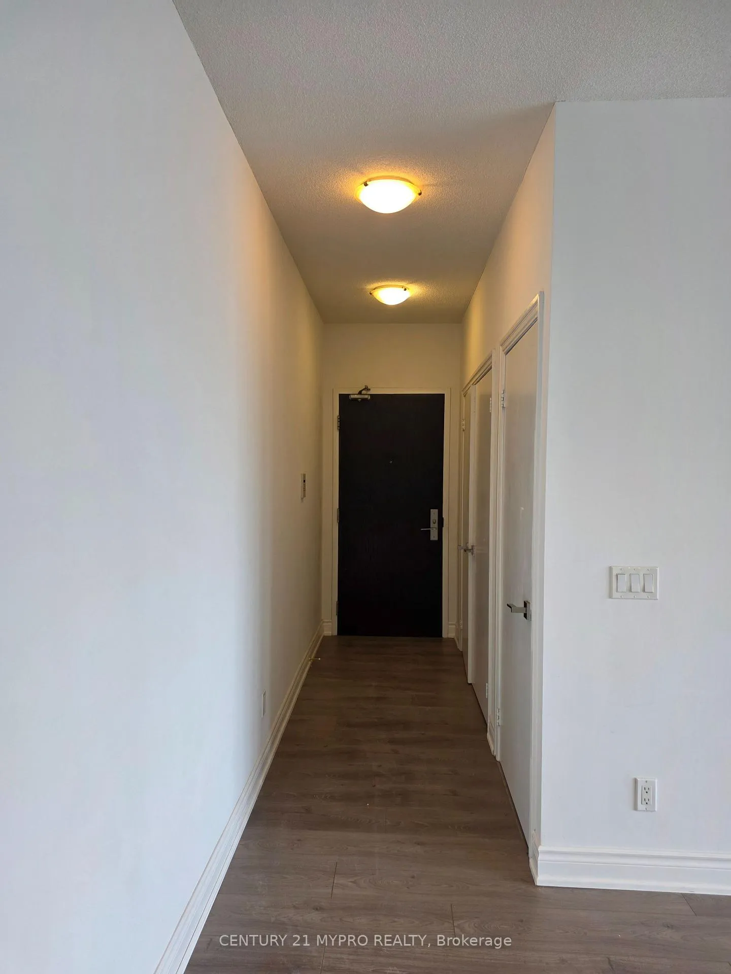 Photo 3 of Unit Ph 507, 770 Bay Street, Toronto, Bay Street Corridor — HOMEH