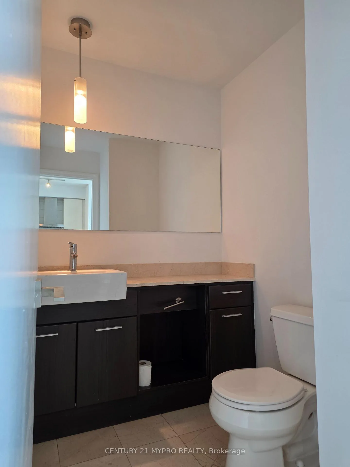 Photo 14 of Unit Ph 507, 770 Bay Street, Toronto, Bay Street Corridor — HOMEH