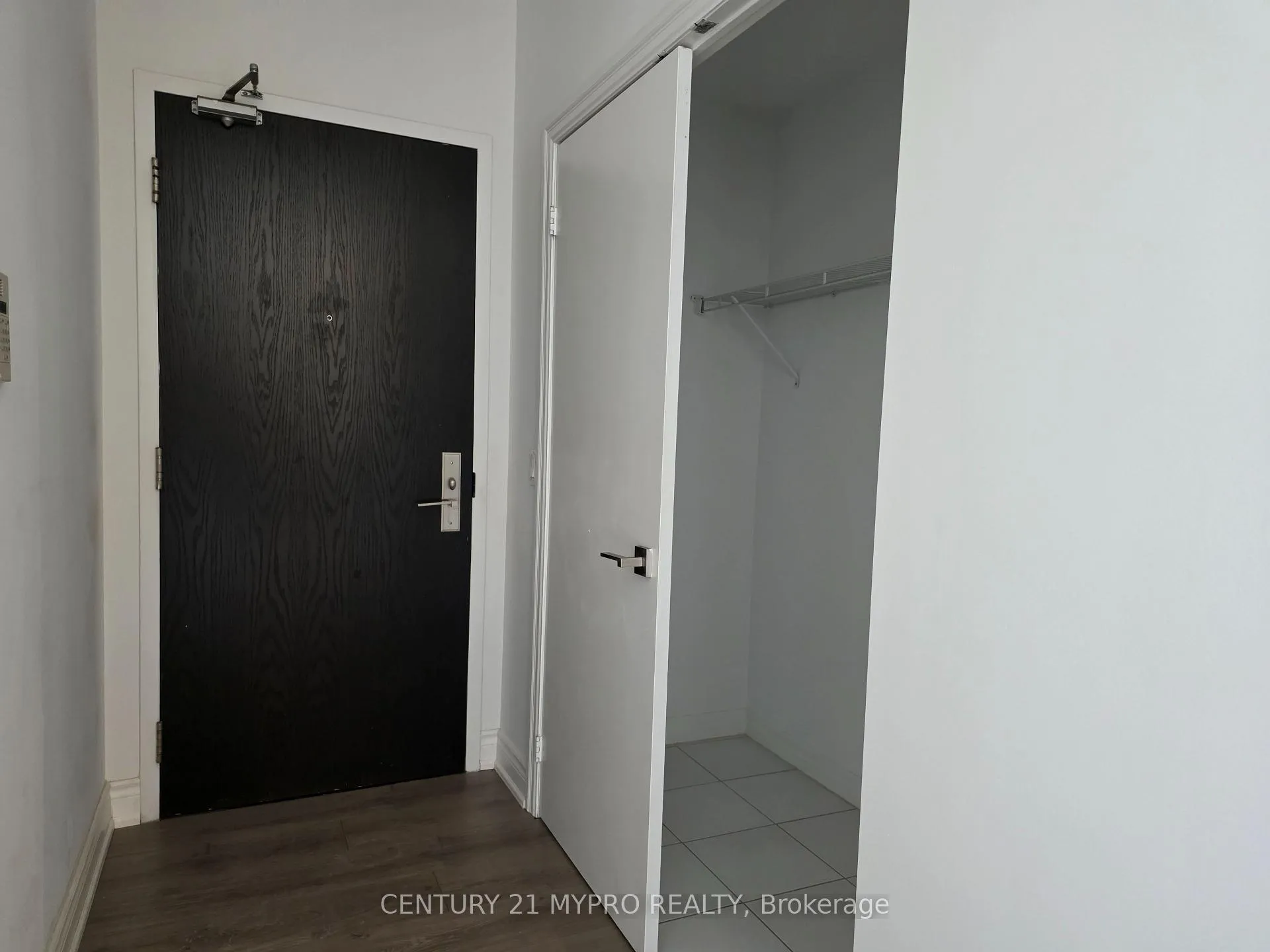 Photo 16 of Unit Ph 507, 770 Bay Street, Toronto, Bay Street Corridor — HOMEH