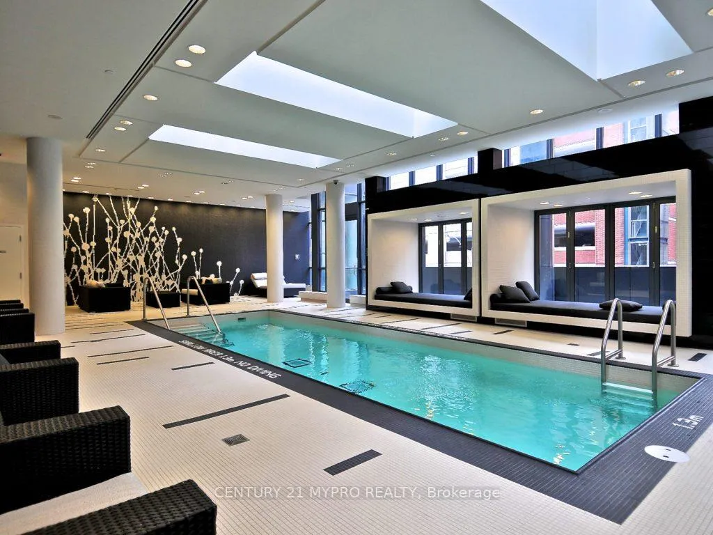 Photo 19 of Unit Ph 507, 770 Bay Street, Toronto, Bay Street Corridor — HOMEH