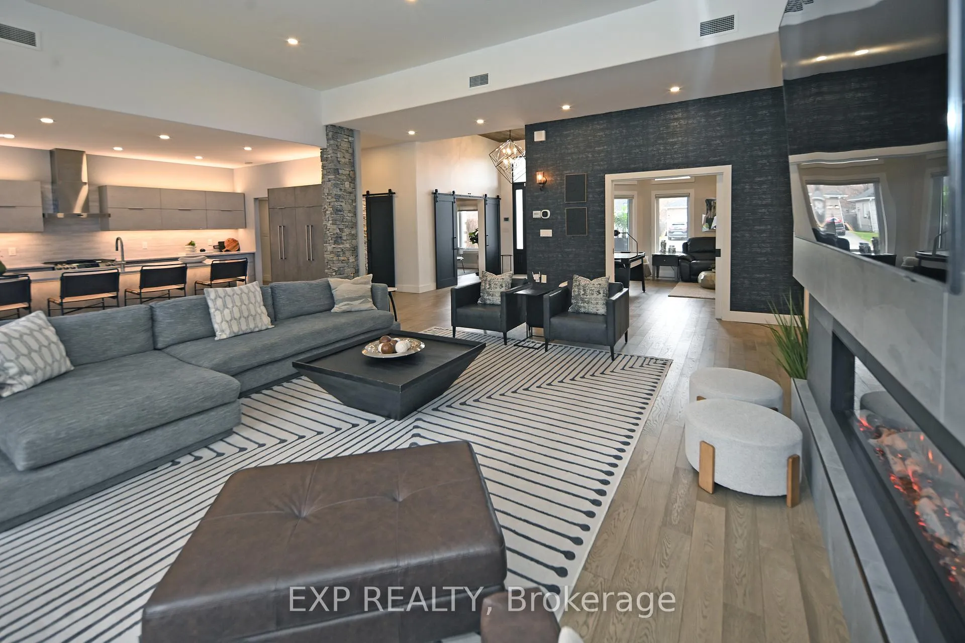 Photo 14 of 22 Melissa Crescent, North Bay, Airport — HOMEH