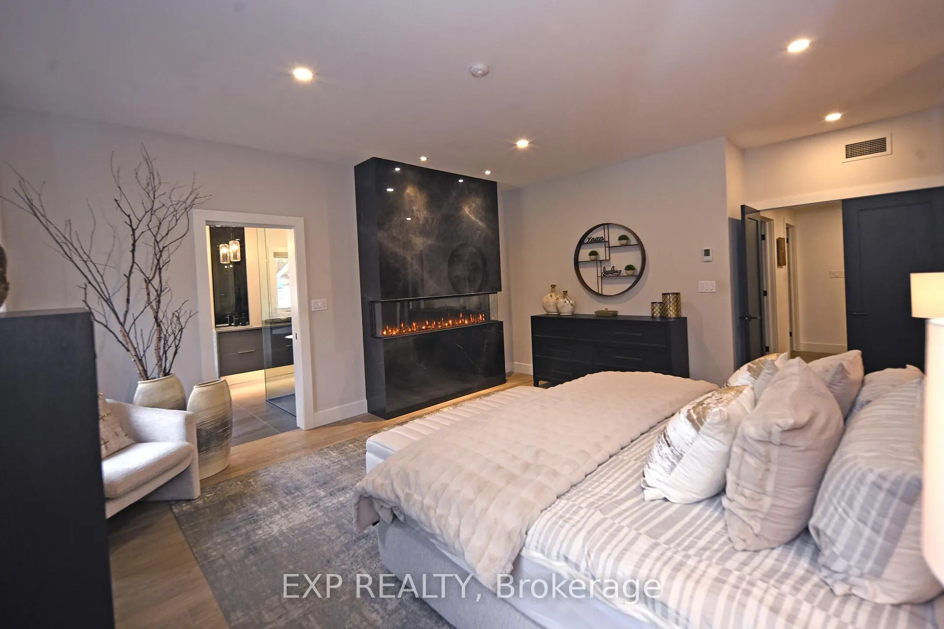 Photo 33 of 22 Melissa Crescent, North Bay, Airport — HOMEH