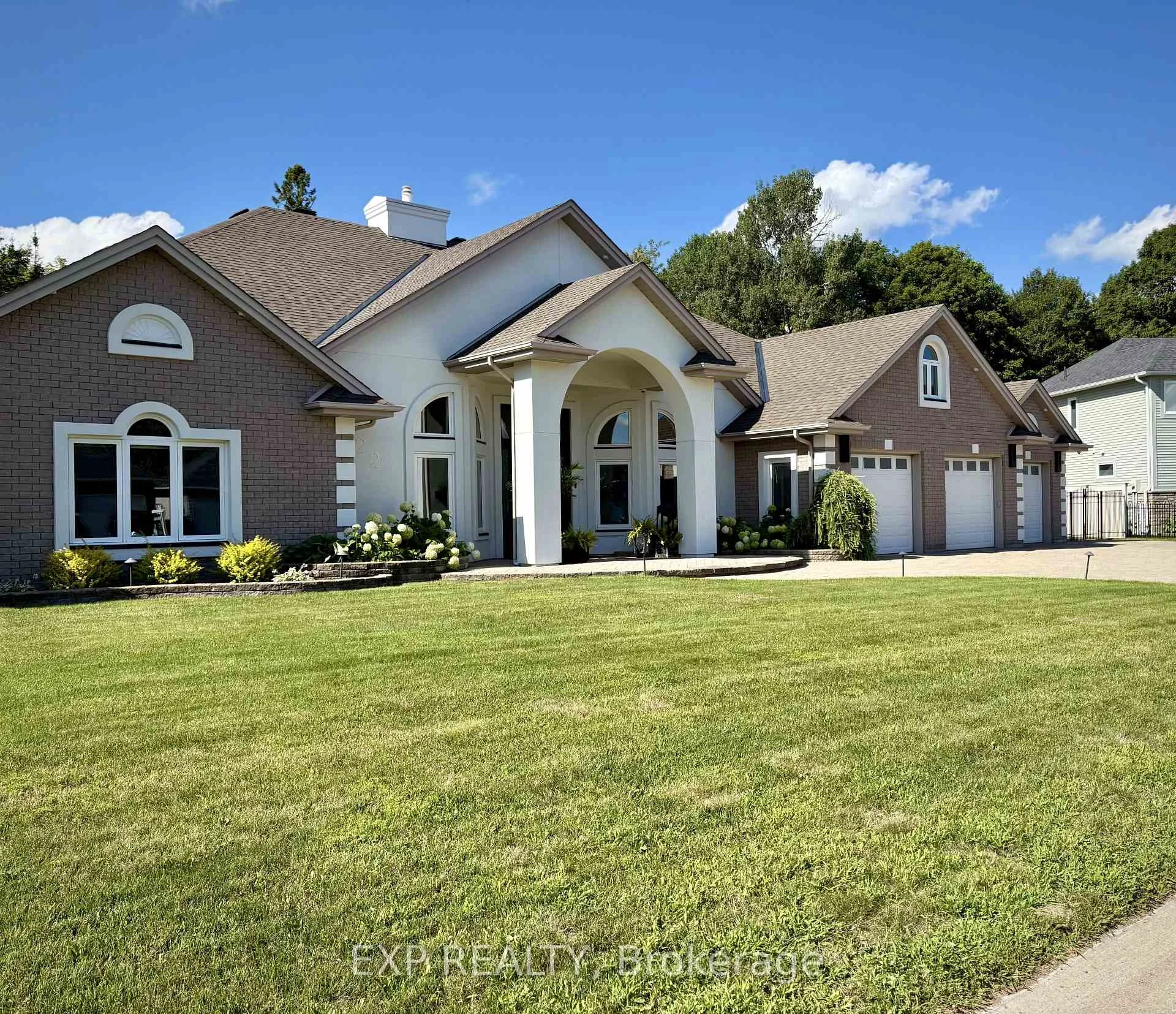 Photo 1 of 22 Melissa Crescent, North Bay, Airport — HOMEH