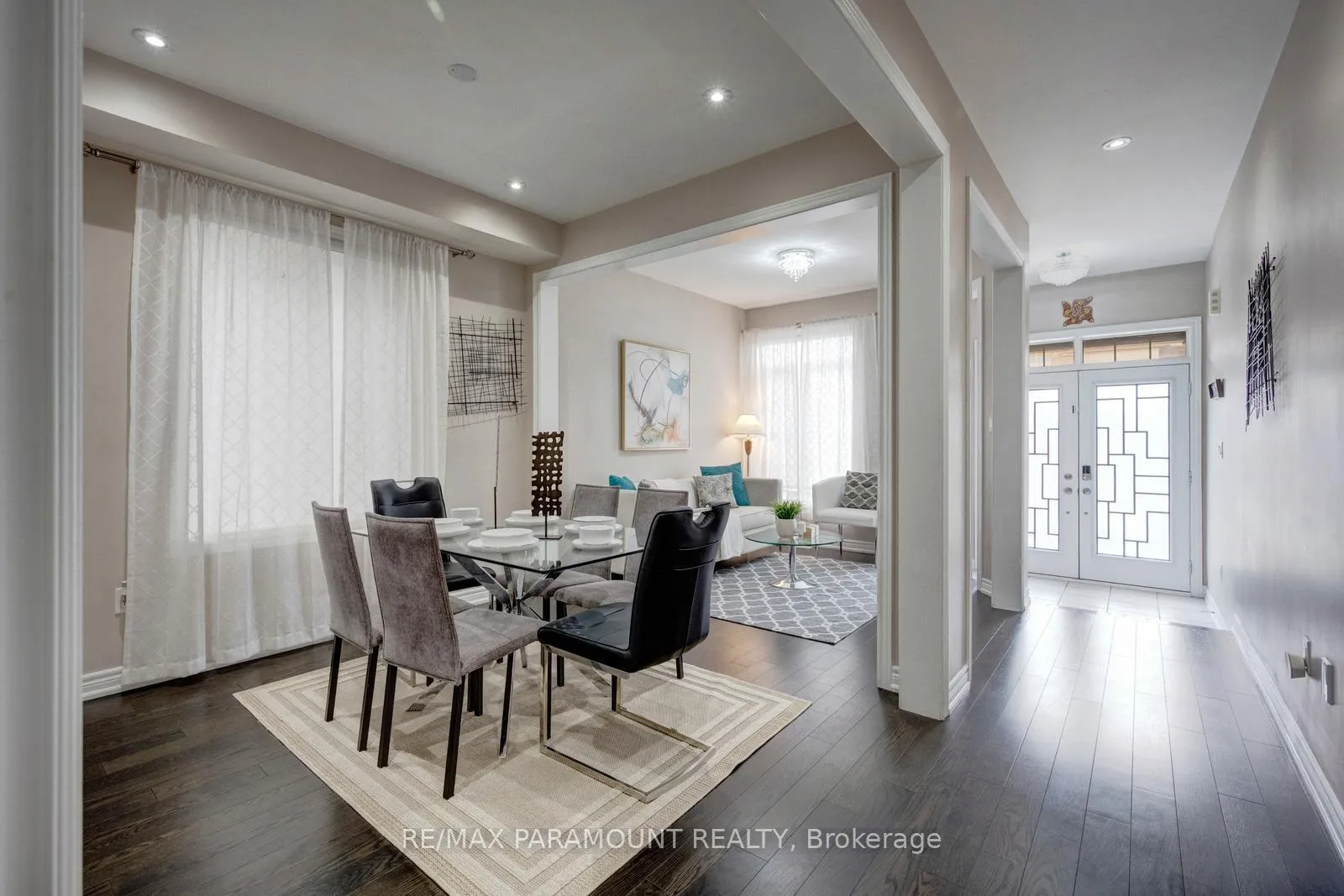 Photo 8 of 5 Ezra Crescent, Brampton, Northwest Brampton — HOMEH