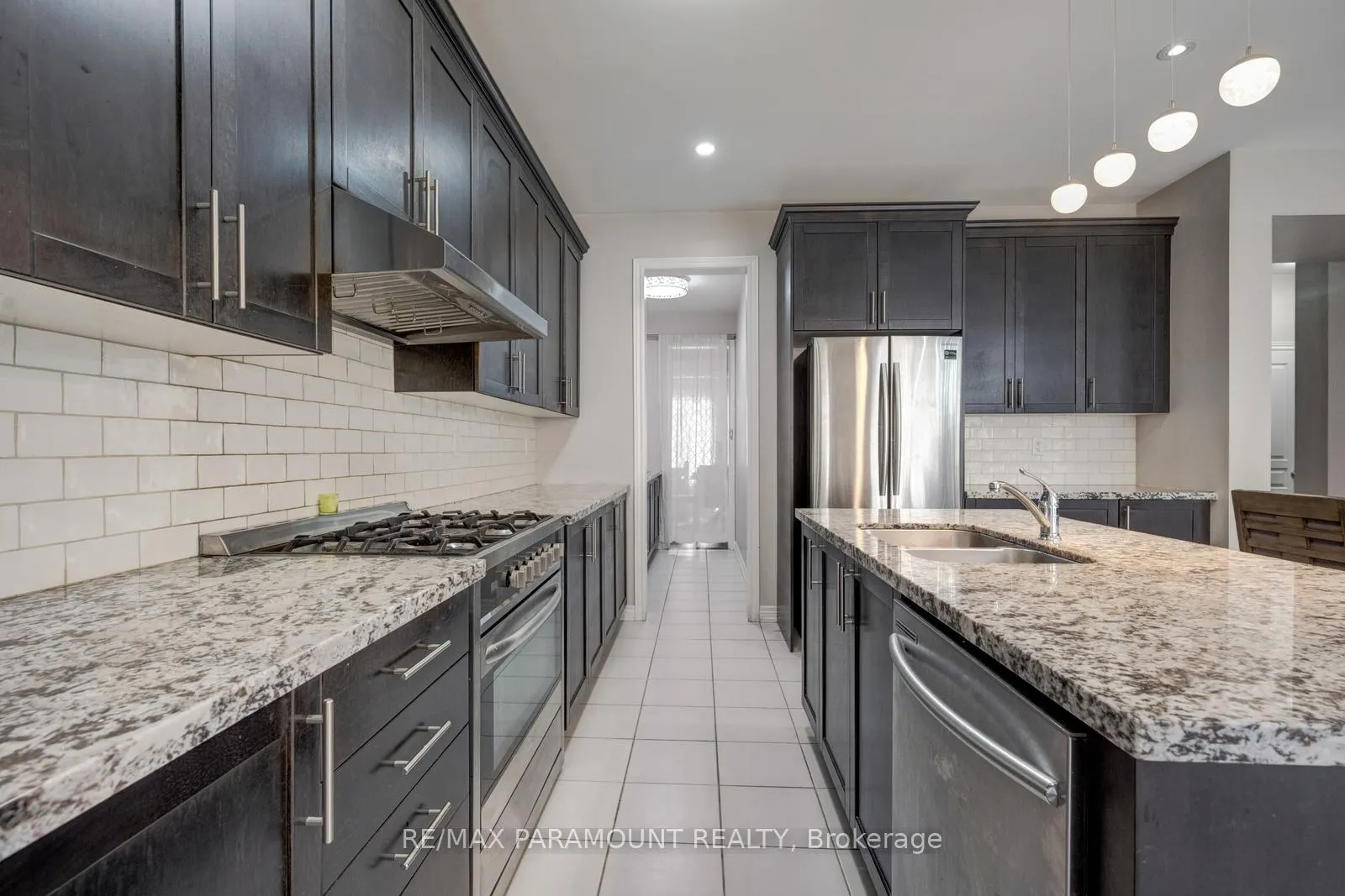 Photo 14 of 5 Ezra Crescent, Brampton, Northwest Brampton — HOMEH