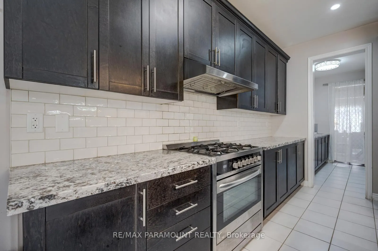 Photo 15 of 5 Ezra Crescent, Brampton, Northwest Brampton — HOMEH