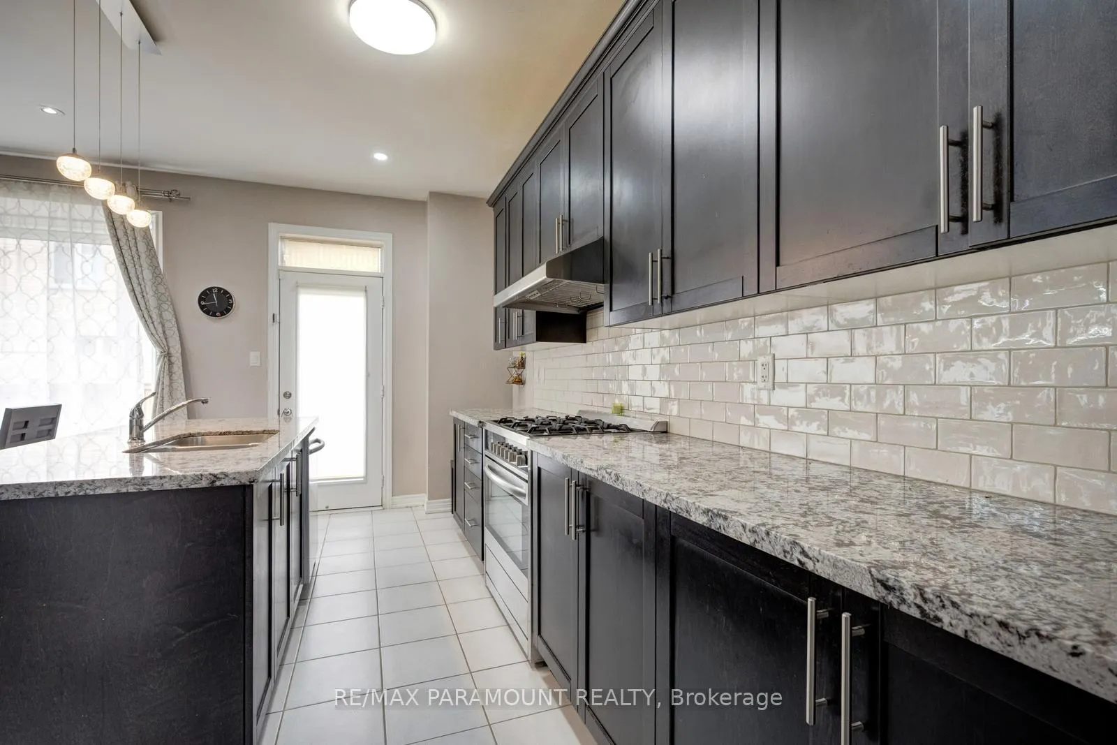 Photo 17 of 5 Ezra Crescent, Brampton, Northwest Brampton — HOMEH