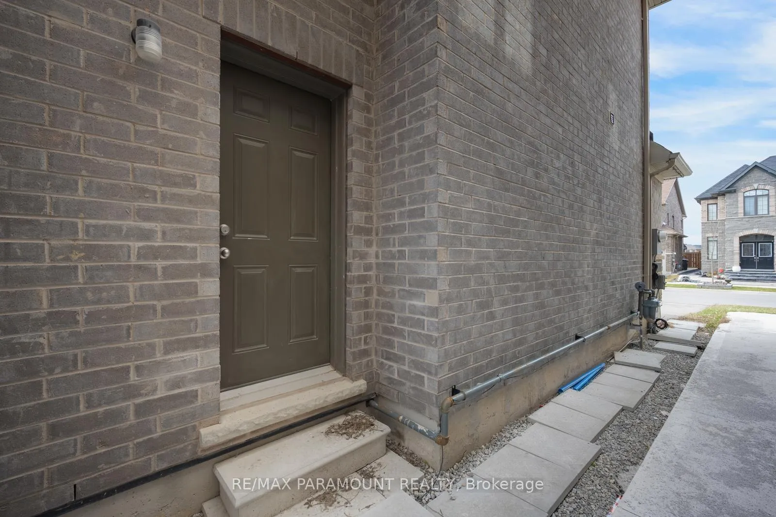 Photo 48 of 5 Ezra Crescent, Brampton, Northwest Brampton — HOMEH