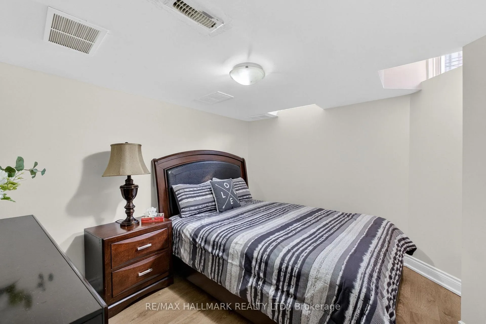 Photo 41 of Unit 47, 180 Blue Willow Drive, Vaughan, East Woodbridge — HOMEH