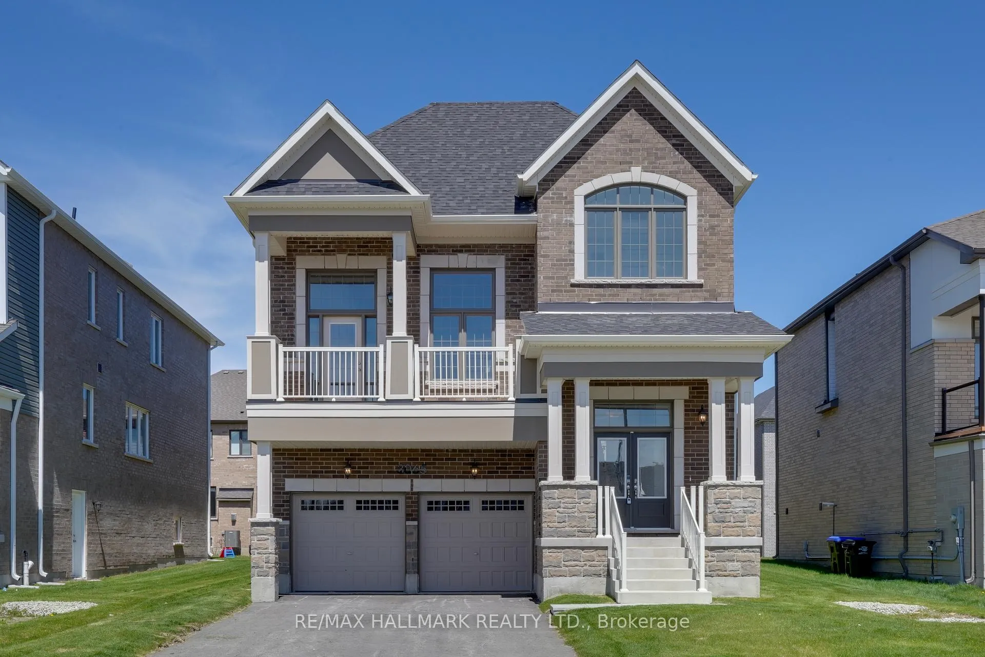 Photo 2 of 3065 Ireton Street, Innisfil, Rural Innisfil — HOMEH