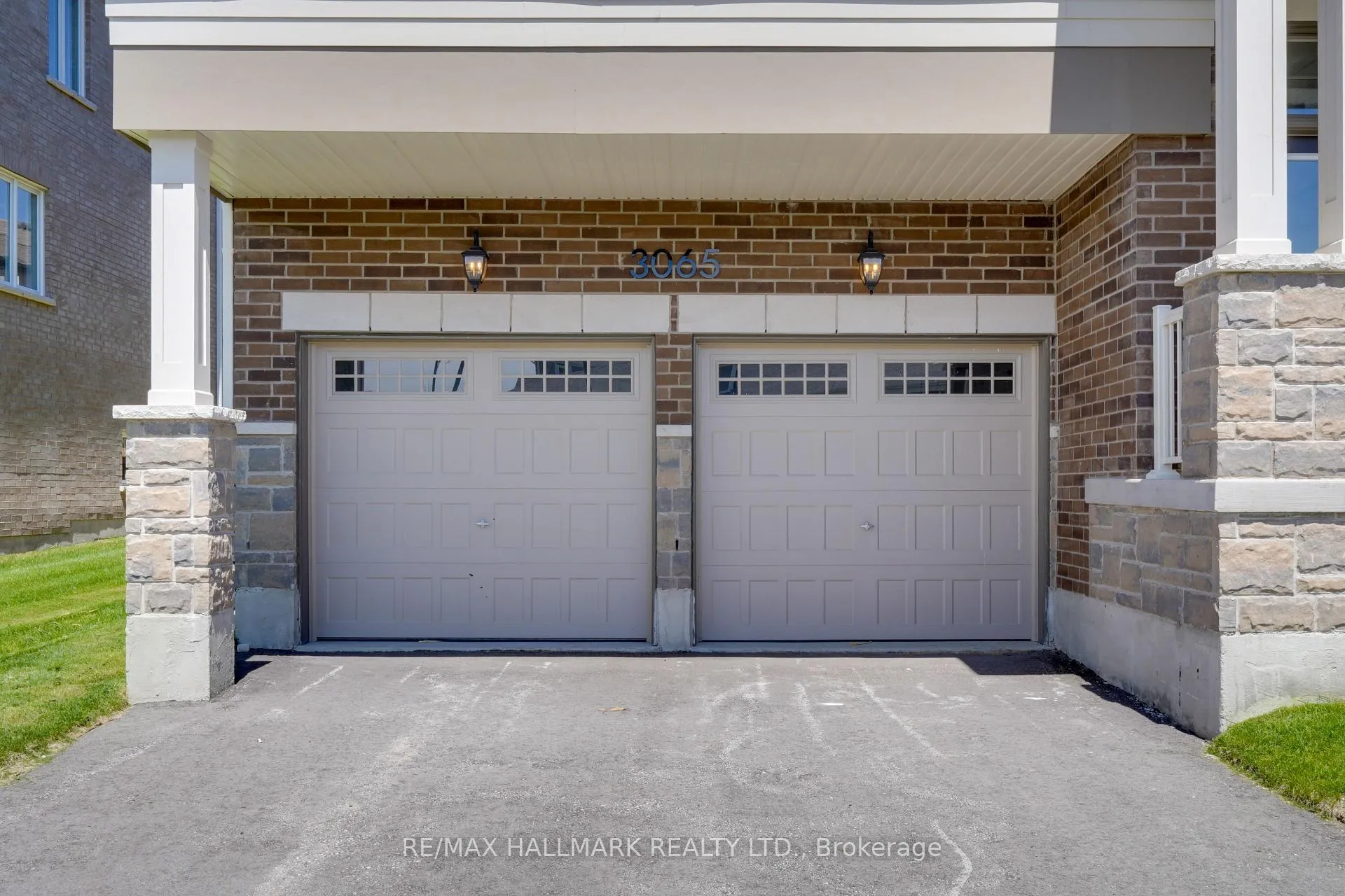 Photo 4 of 3065 Ireton Street, Innisfil, Rural Innisfil — HOMEH