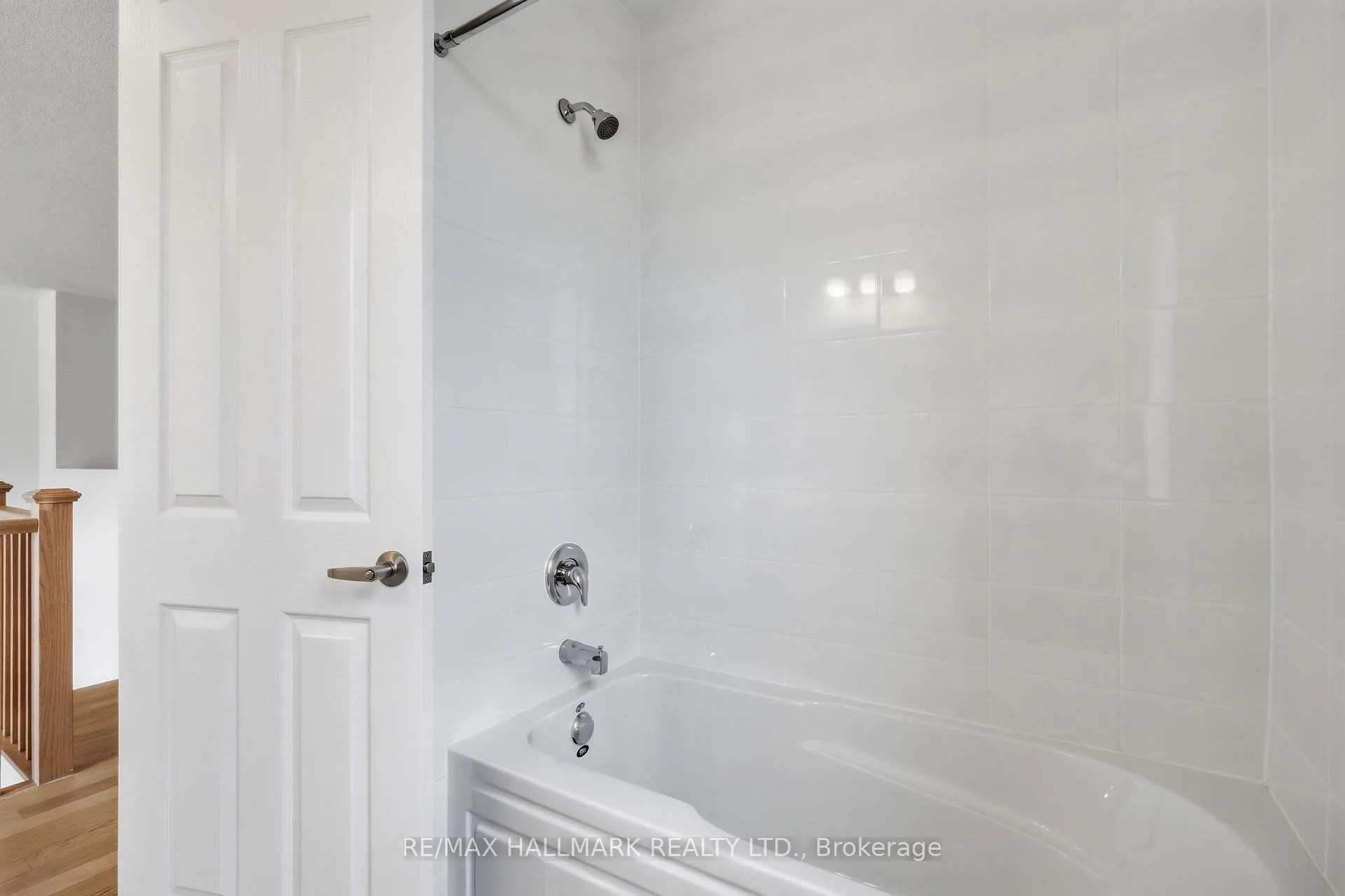 Photo 32 of 3065 Ireton Street, Innisfil, Rural Innisfil — HOMEH