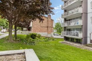 Photo 3 of Unit 406, 109 King Street E, Brockville — HOMEH