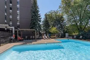 Photo 4 of Unit 406, 109 King Street E, Brockville — HOMEH