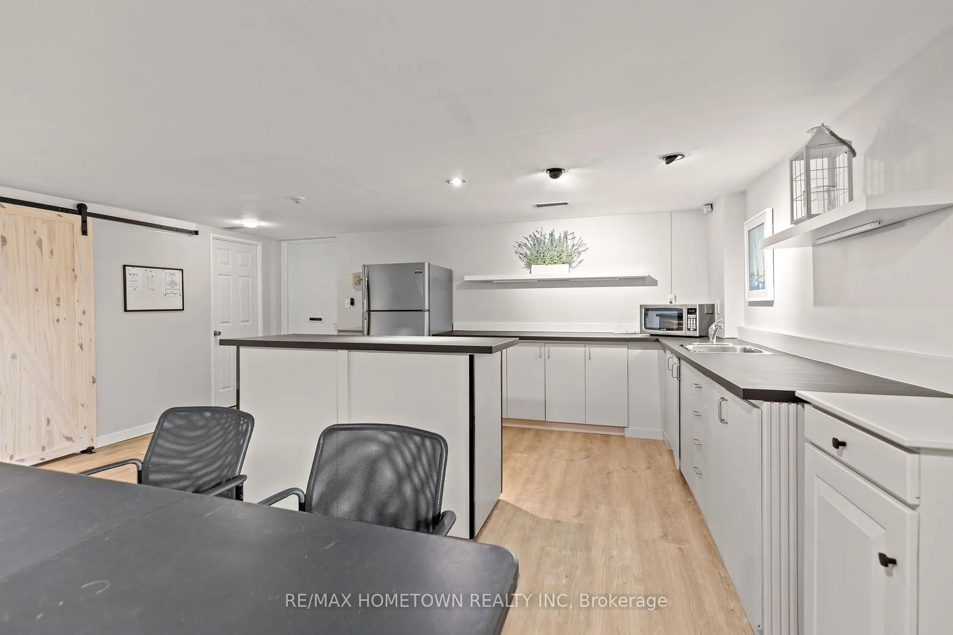 Photo 29 of Unit 406, 109 King Street E, Brockville — HOMEH