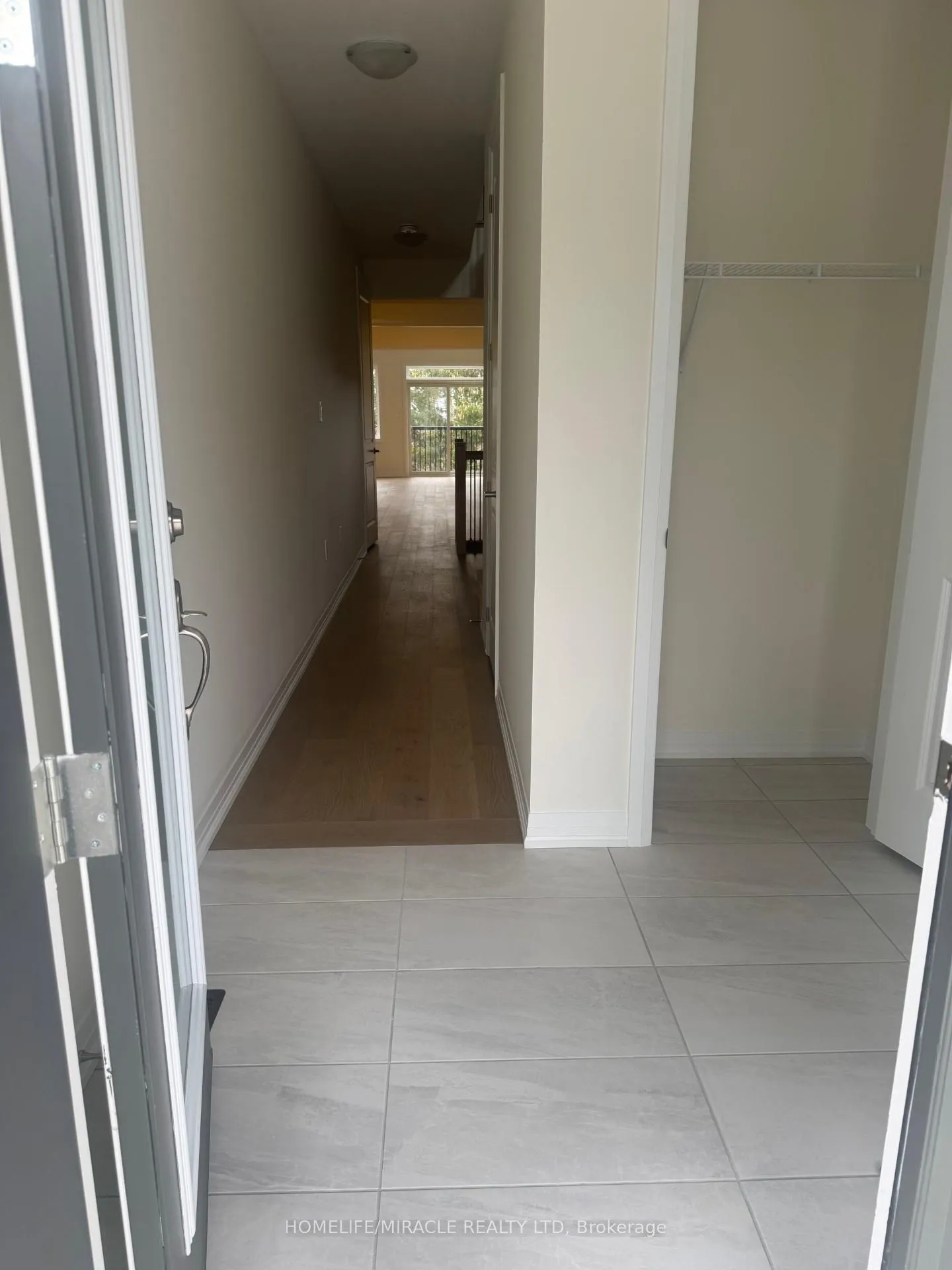 Photo 2 of 41 Rumi Court, Vaughan, Patterson — HOMEH