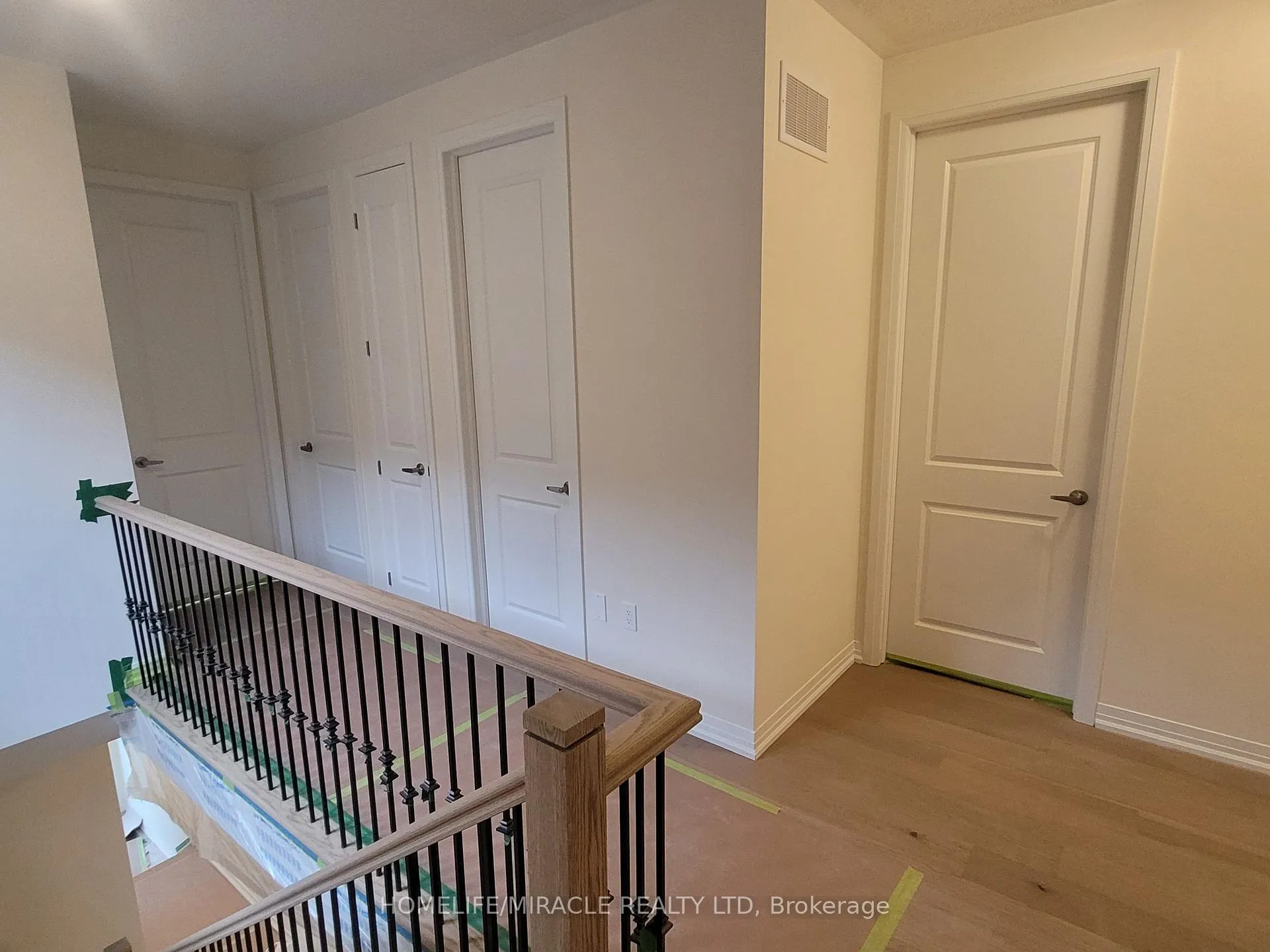 Photo 12 of 41 Rumi Court, Vaughan, Patterson — HOMEH