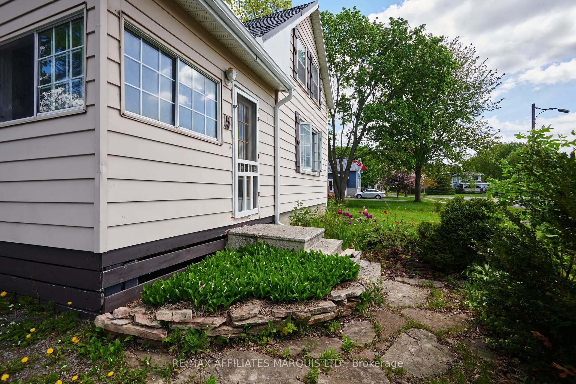 Photo 3 of 5 Pine Street, South Stormont, Ingleside — HOMEH