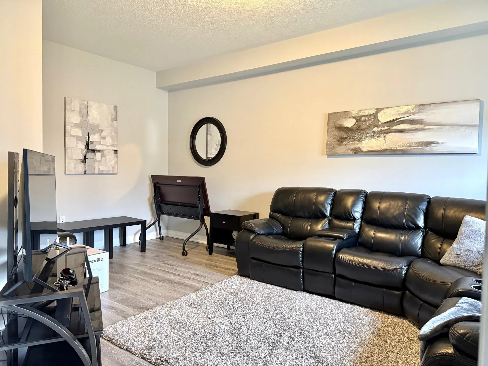 Photo 4 of 279 Dalgleish Trail, Hamilton, Hannon — HOMEH